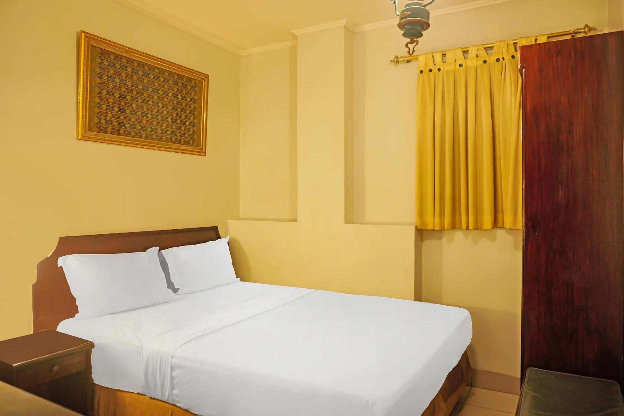 Super Oyo Collection O 92690 Hotel Limas Palembang Exterior foto